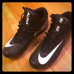 Nike Alpha Menace Football Cleats